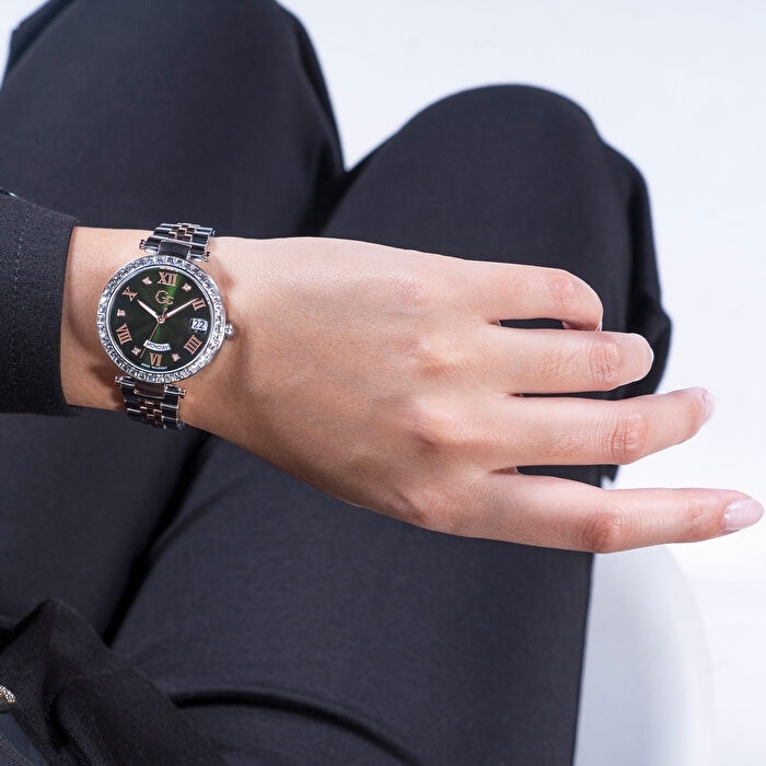 Guess Collection Gcz01010L9Mf  Kadın Kol Saati